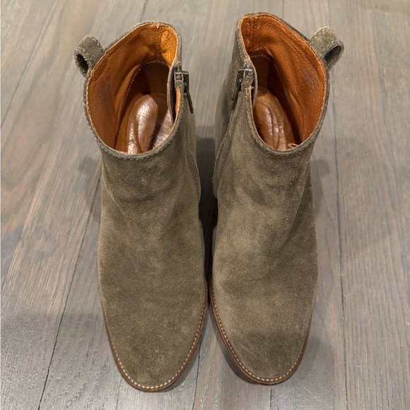 Reserved - Picture 2 of 9